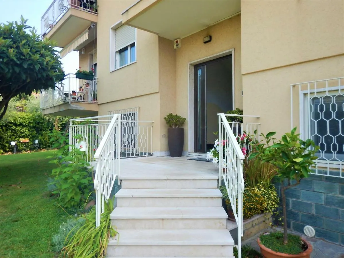 Lazise Holiday Apartment