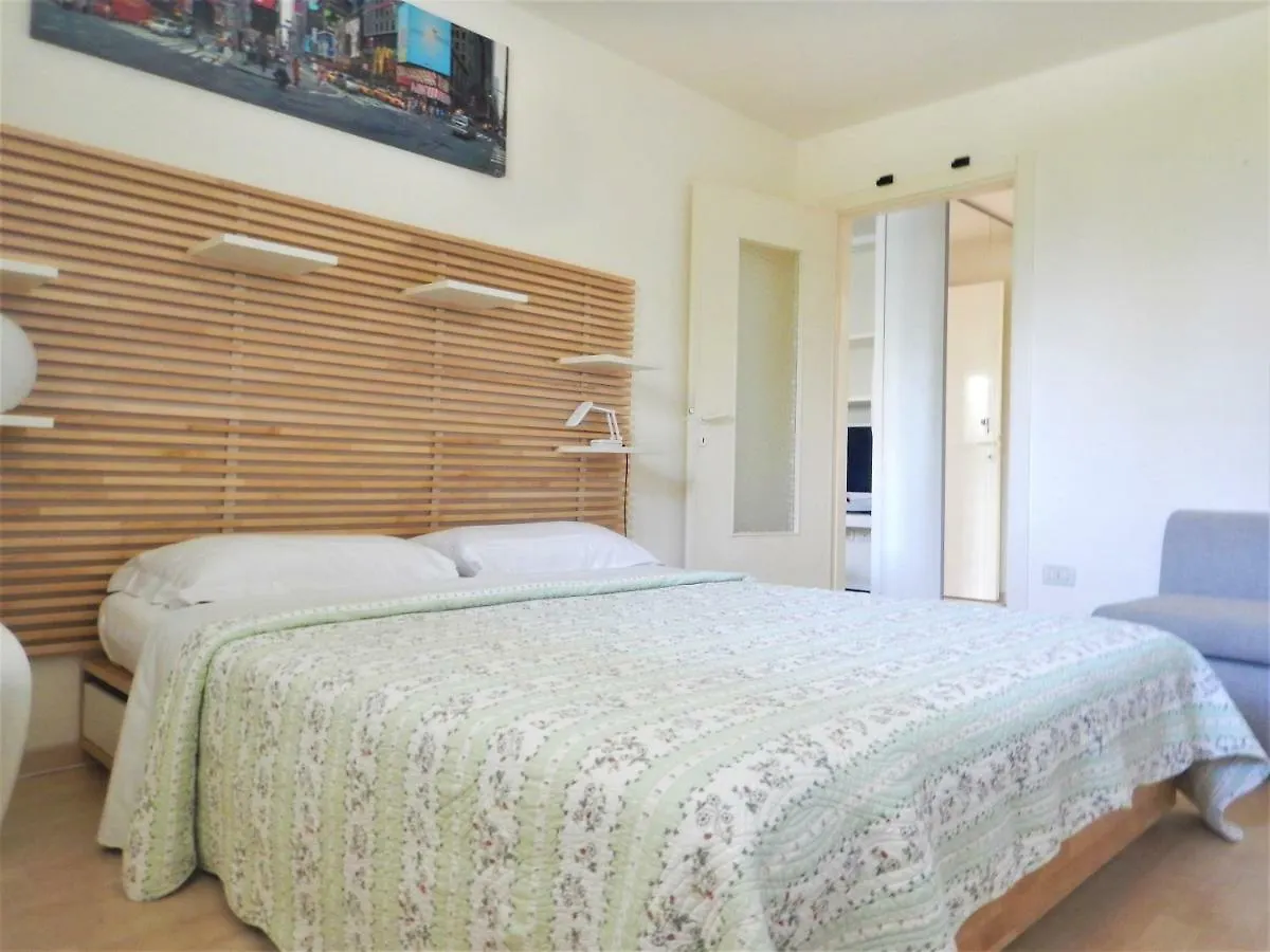 Lazise Holiday Apartment Italy